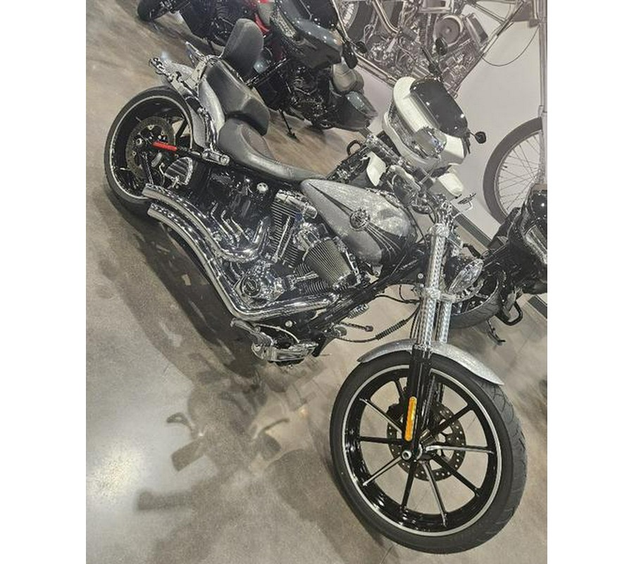 2015 Harley-Davidson® FXSB - Softail® Breakout®