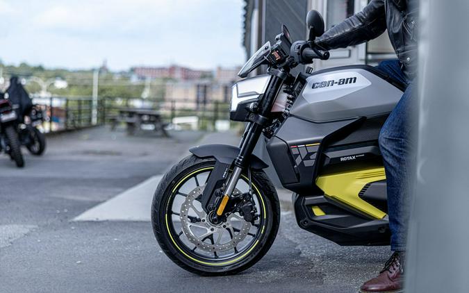 2026 Can-Am Pulse® 73