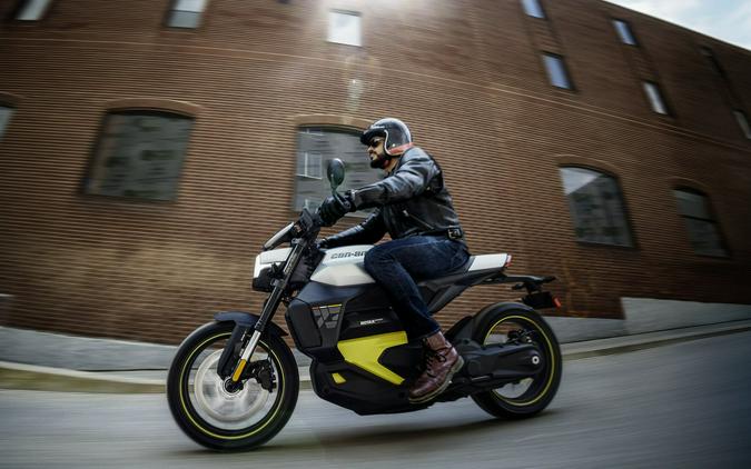 2026 Can-Am Pulse® 73