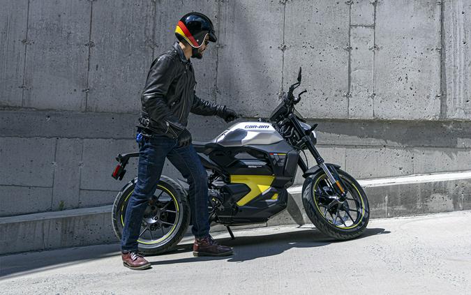 2026 Can-Am Pulse® 73