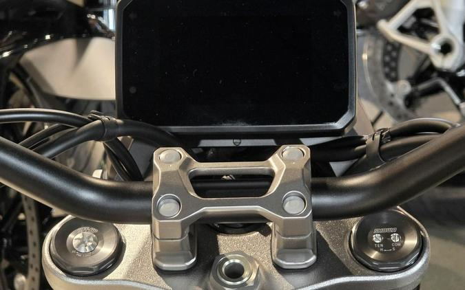 2026 Honda CB1000F Base