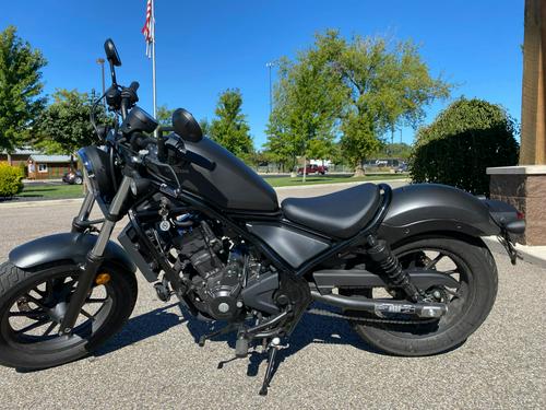 2020 Honda Rebel 300 Review (16 Fast Facts For City Cruising)