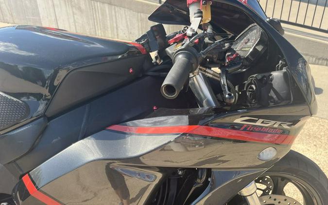 2007 Honda CBR10RR7