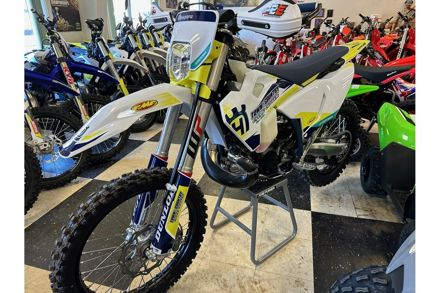 2024 Husqvarna Motorcycles TOWN AND COUNTRY RACE EDITION TE 300