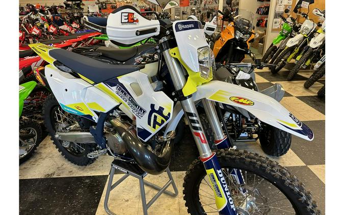 2024 Husqvarna Motorcycles TOWN AND COUNTRY RACE EDITION TE 300