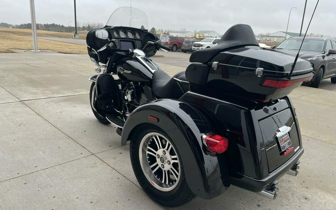 FLHTCUTG 2024 Tri Glide Ultra