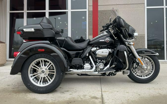 FLHTCUTG 2024 Tri Glide Ultra