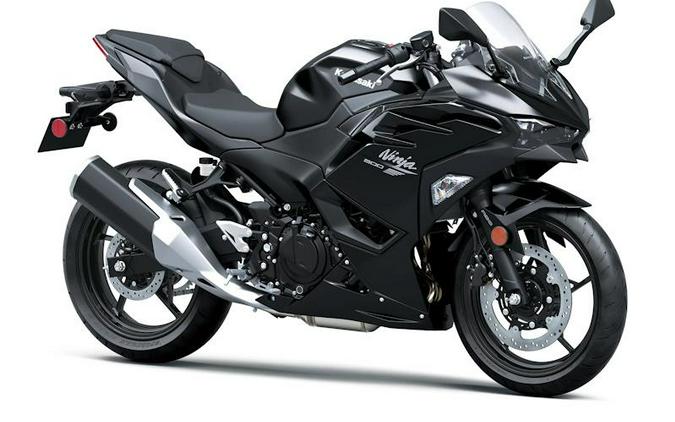 2026 Kawasaki Ninja® 500 Metallic Flat Spark Black
