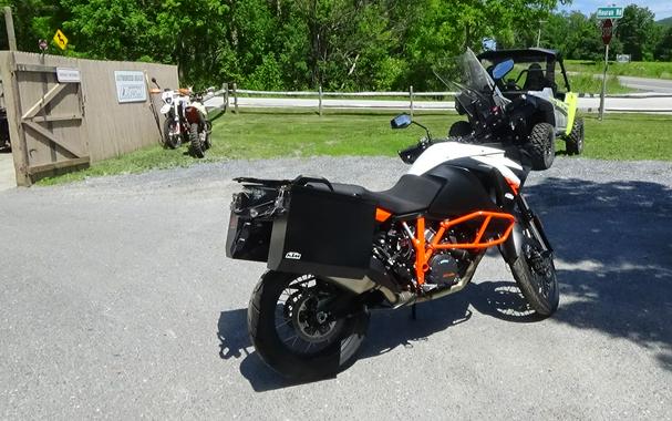 2019 KTM 1290 Super Adventure R