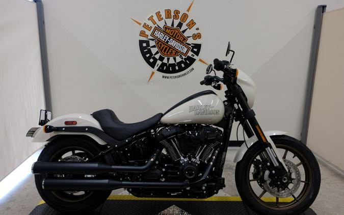 2023 FXLRS Low Rider® S - In White Sand Pearl