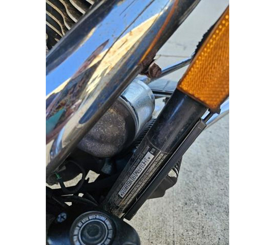 2001 Harley-Davidson FLHRCI Road King® Classic