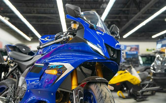 2025 Yamaha YZF R7