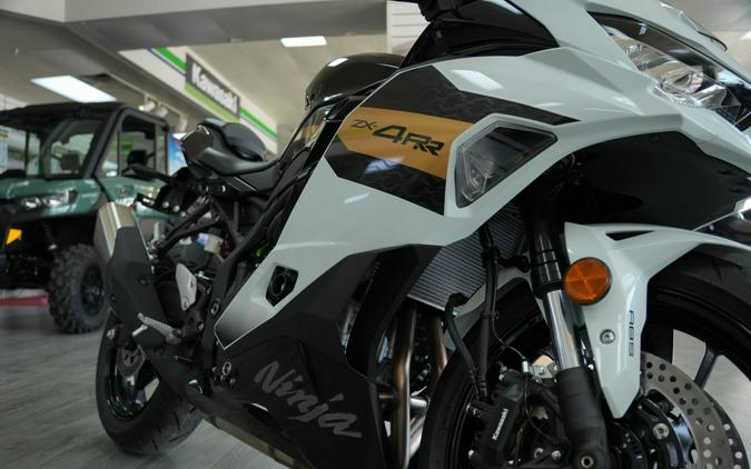 2026 Kawasaki Ninja® ZX™-4RR ABS