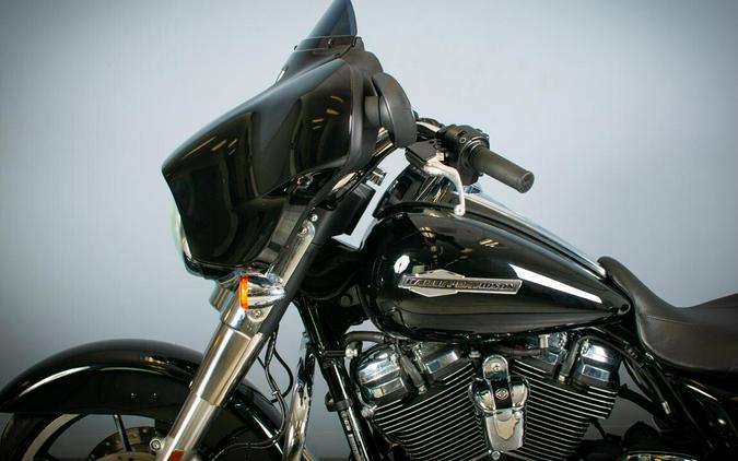 2023 Harley-Davidson Street Glide