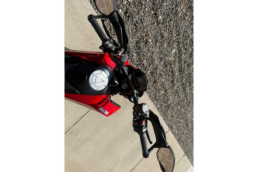 2023 Ducati Hypermotard 950