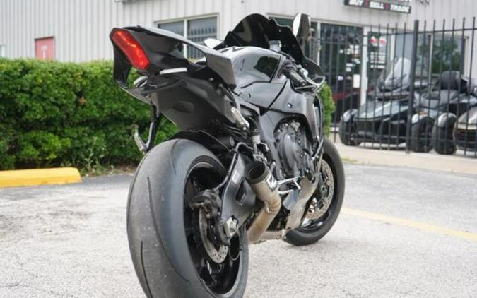 2023 Yamaha YZF-R1