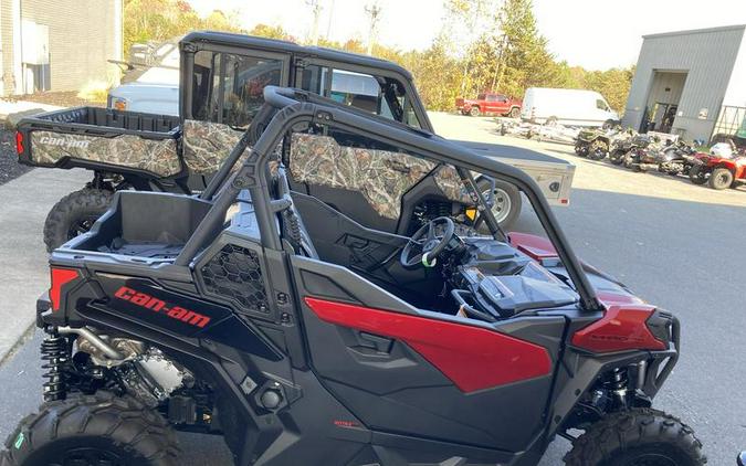 2024 Can-Am® Maverick Trail DPS 1000