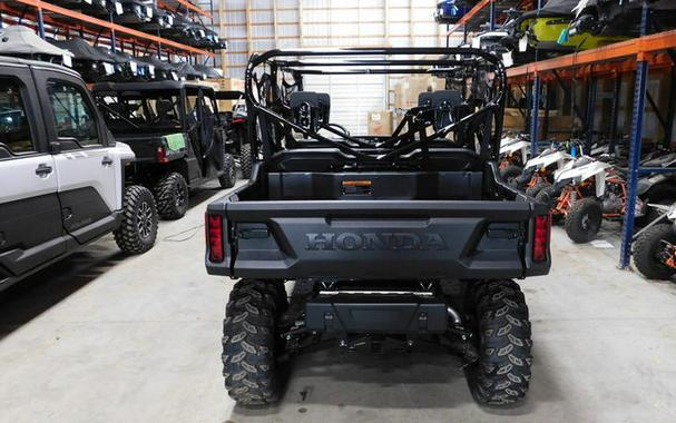 2025 Honda® Pioneer 1000-6 Deluxe Crew