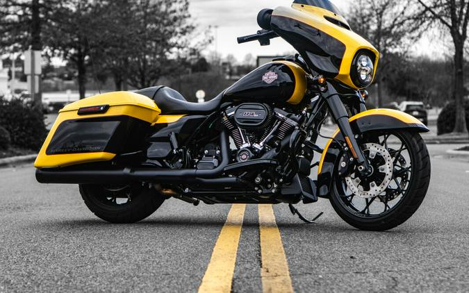 FLHXS 2023 Street Glide® Special