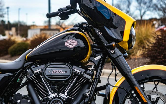 FLHXS 2023 Street Glide® Special