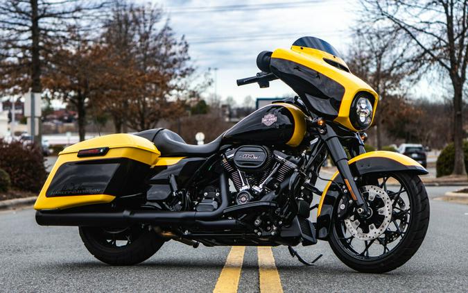 FLHXS 2023 Street Glide® Special