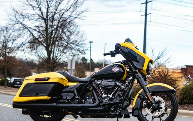 FLHXS 2023 Street Glide® Special