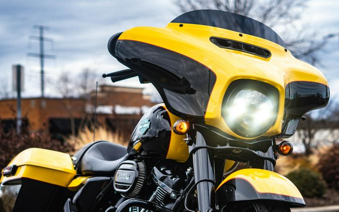 FLHXS 2023 Street Glide® Special