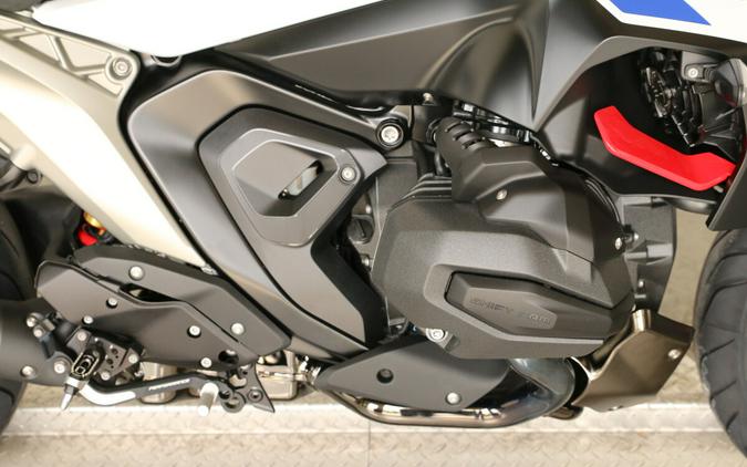 2026 BMW R 1300 R