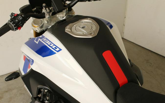 2026 BMW R 1300 R