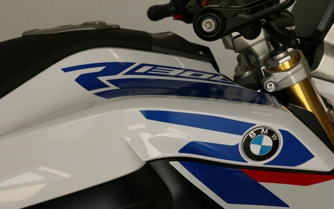 2026 BMW R 1300 R