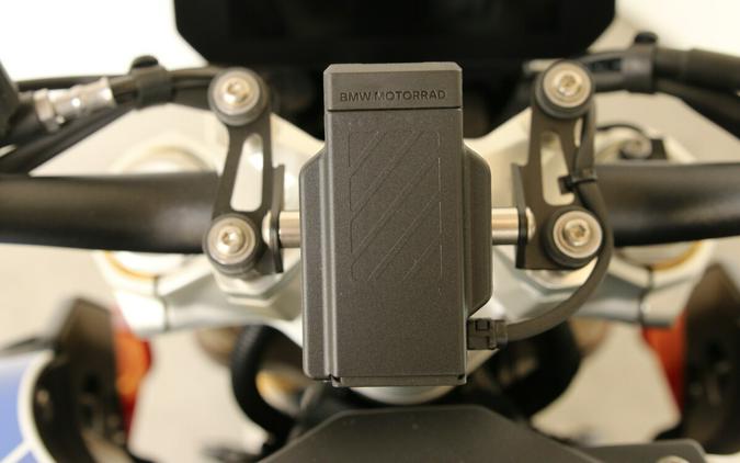 2026 BMW R 1300 R