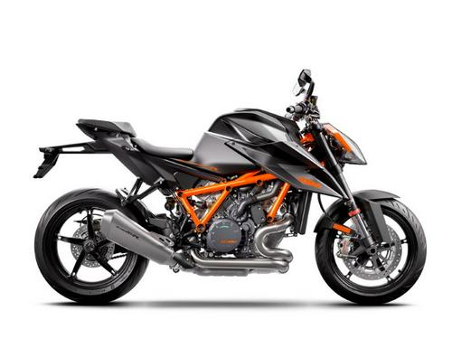 2020 KTM 1290 Super Duke R Review (19 Fast Facts)