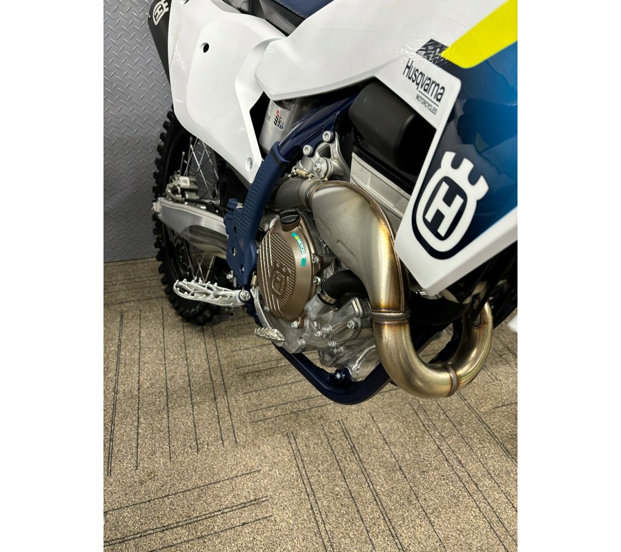 2025 Husqvarna FC 250