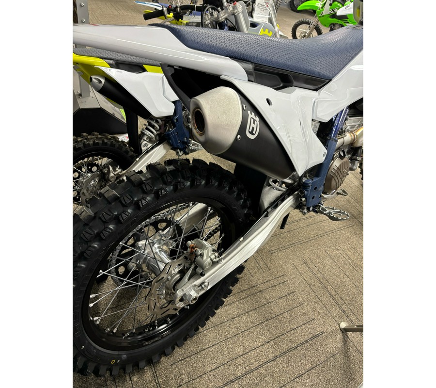 2025 Husqvarna FC 250