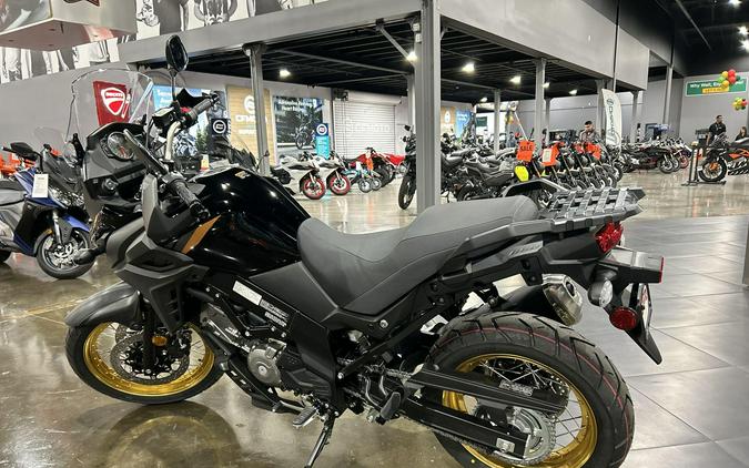 2025 Suzuki V-STROM 650XT ADVENTURE