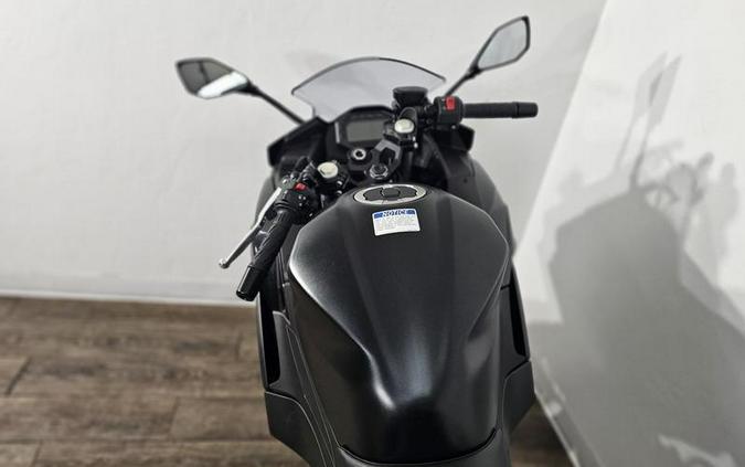 2026 Kawasaki Ninja® 500