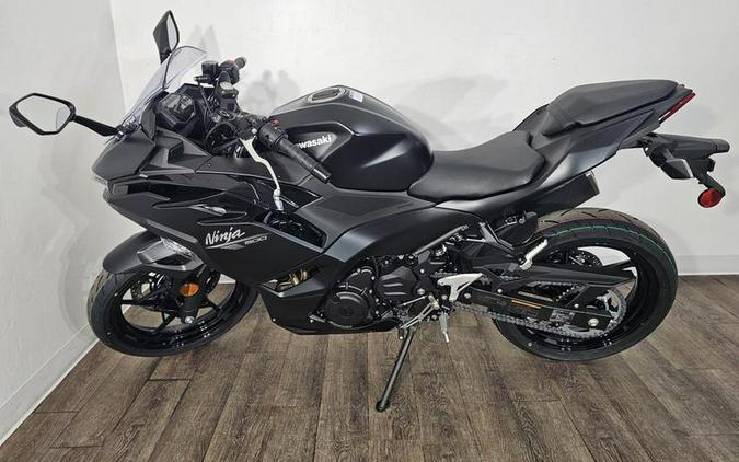 2026 Kawasaki Ninja® 500
