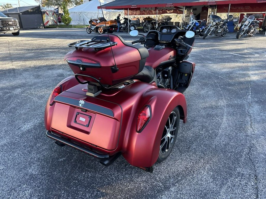 2025 Indian Motorcycle® Pursuit® Dark Horse® 112 Sunset Red Smoke with Black Smoke