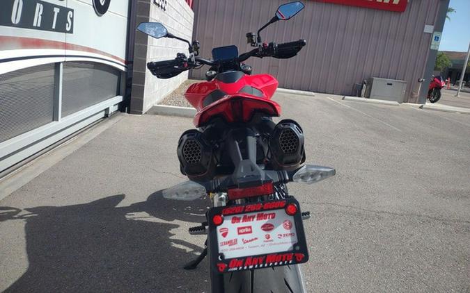 2026 Ducati Hypermotard V2
