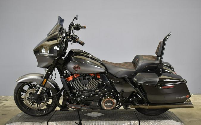 2025 Harley-Davidson CVO Street Glide Raven Fade