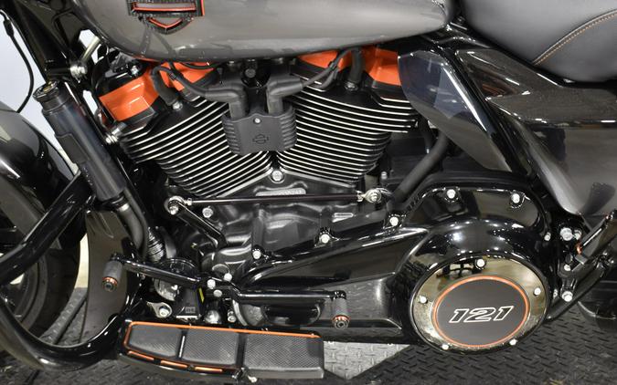 2025 Harley-Davidson CVO Street Glide Raven Fade