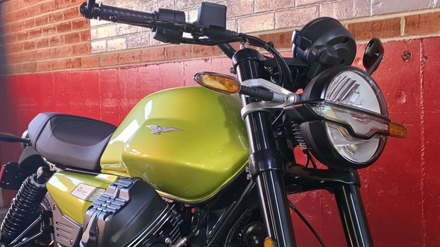 2027 Moto Guzzi V7 Sport