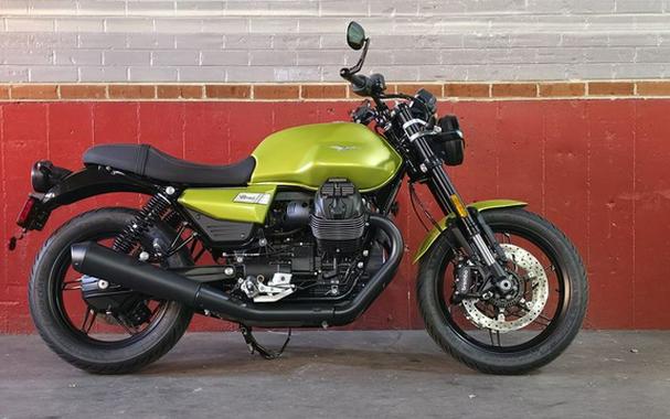 2027 Moto Guzzi V7 Sport