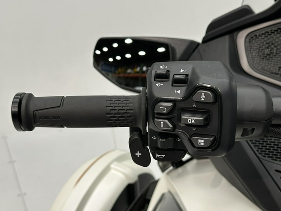 2026 Can-AM RT Sea-To-Sky (SE6)