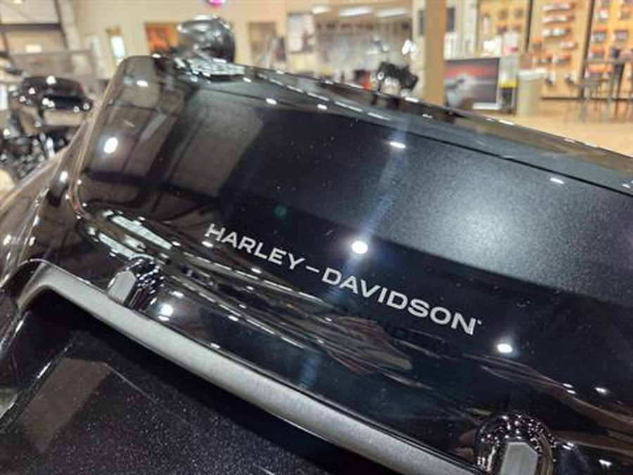 2025 Harley-Davidson CVO™ Road Glide® ST