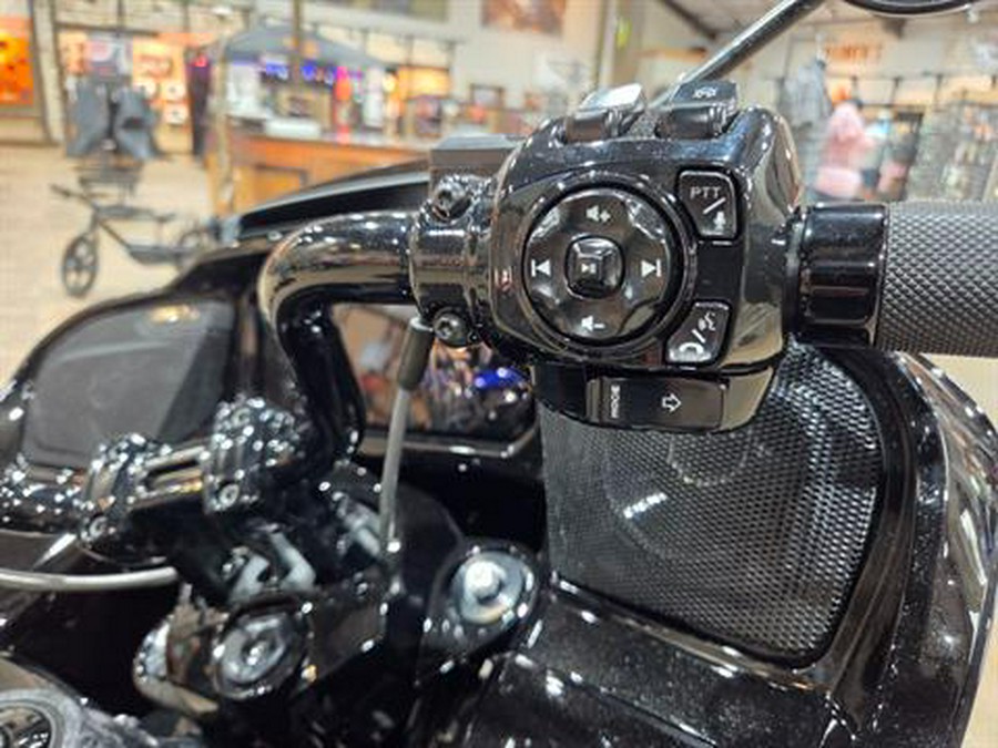 2025 Harley-Davidson CVO™ Road Glide® ST