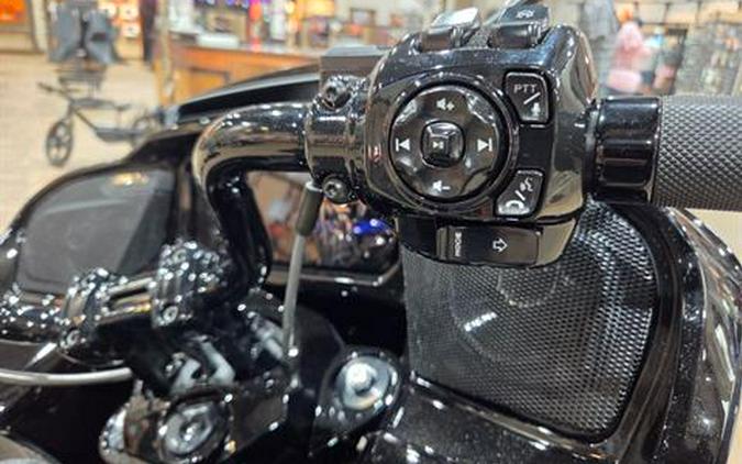 2025 Harley-Davidson CVO™ Road Glide® ST