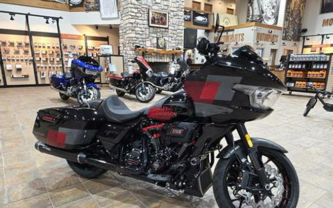 2025 Harley-Davidson CVO™ Road Glide® ST