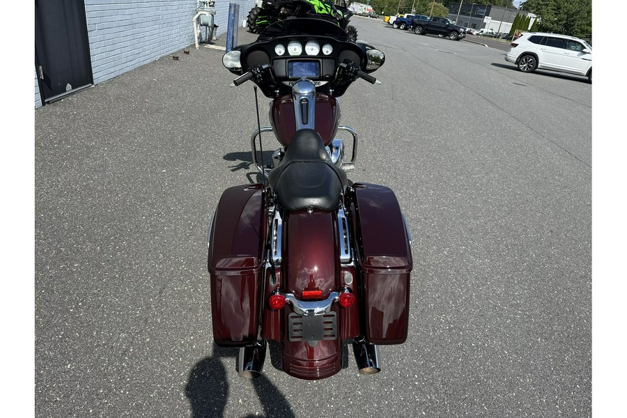 2022 STREET GLIDE - Harley-Davidson®