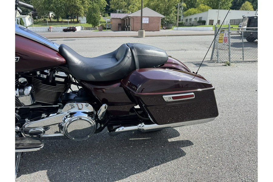 2022 STREET GLIDE - Harley-Davidson®